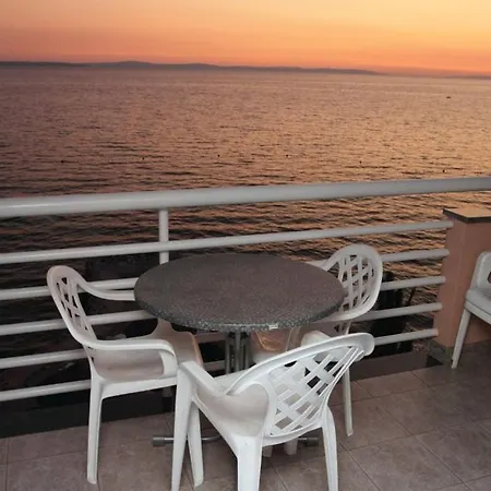 アパート By The Sea Podstrana, Split - 8677