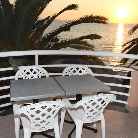 By The Sea Podstrana, Split - 8677 アパート *
